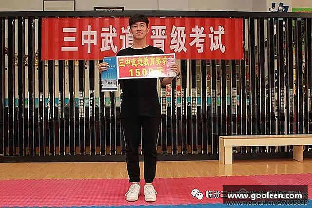 发现星空综合体育